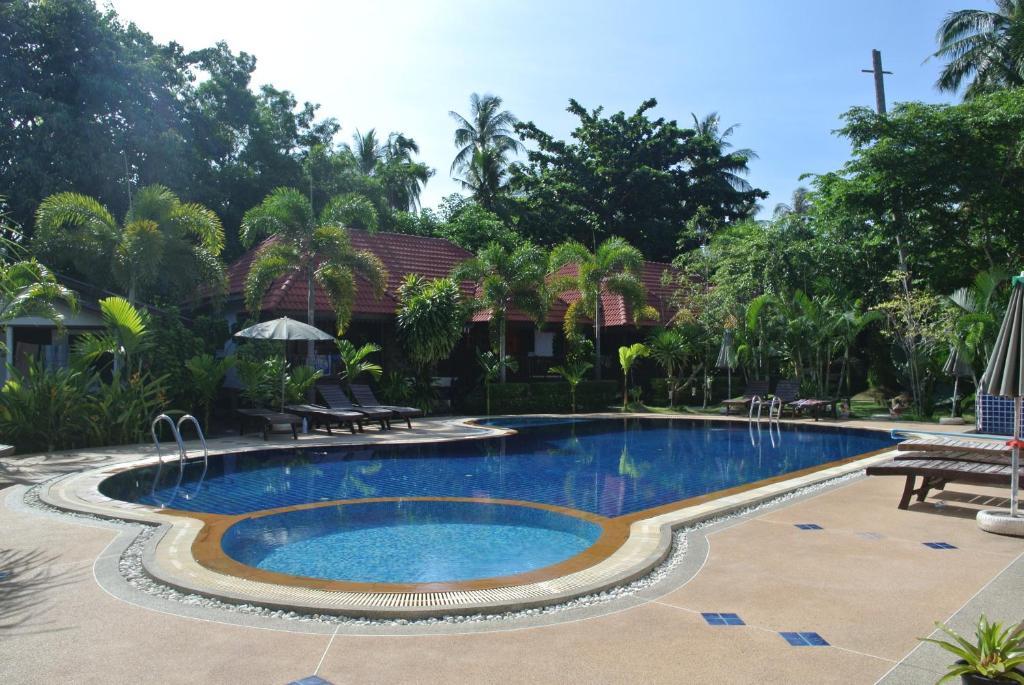 Mac'S Bay Resort Баан Тай Экстерьер фото